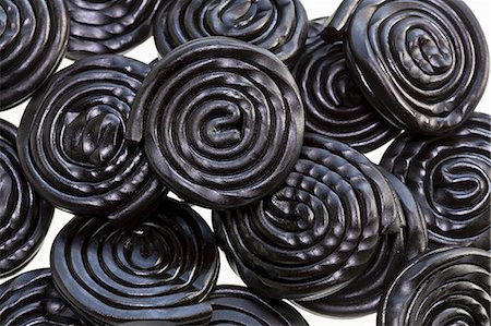 Liquorice whirls Stock Photo - Premium Royalty-Free, Code: 659-06306634