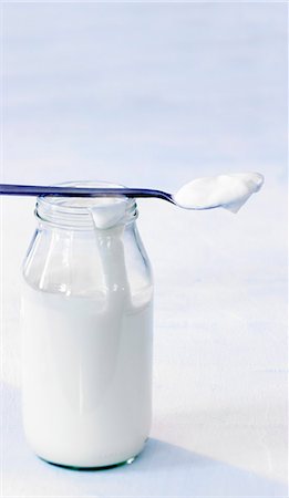 Natural yoghurt in a jar Stock Photo - Premium Royalty-Free, Code: 659-06306871