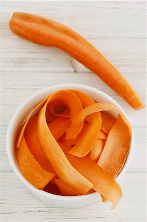 strip - A bowl of grated carrot Stock Photo - Premium Royalty-Free, Code: 659-06307119