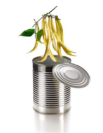 enlatados - Beans hanging over a tin Foto de stock - Sin royalties Premium, Código: 659-06307395