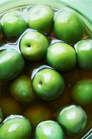 Pickled green olives Fotografie stock - Premium Royalty-Free, Codice: 659-06307442