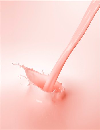 food, abstract - A splash of strawberry milk Stock Photo - Premium Royalty-Free, Code: 659-06307737