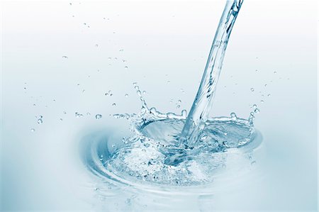 drink splash - A stream of water Stock Photo - Premium Royalty-Free, Code: 659-06307750