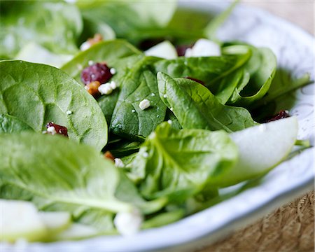foyer flou - Spinach salad Foto de stock - Sin royalties Premium, Código: 659-06373265