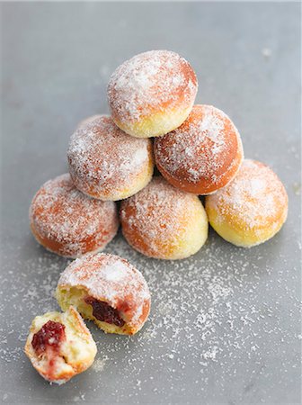 pyramid food - Jam doughnuts Stock Photo - Premium Royalty-Free, Code: 659-06373364