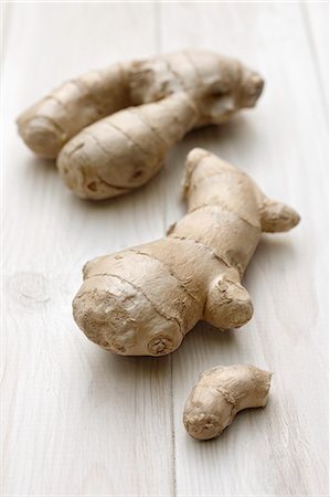 fresh ginger - Fresh ginger roots Stock Photo - Premium Royalty-Free, Code: 659-06373578