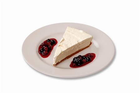 piece of cake - A slice of cheese cake with berry sauce Stock Photo - Premium Royalty-Free, Code: 659-06494005