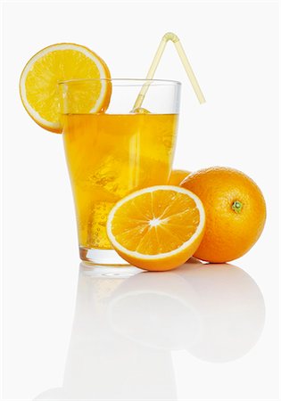 simsearch:659-08940326,k - Orangeade and fresh oranges Stock Photo - Premium Royalty-Free, Code: 659-06494059