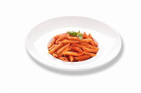 simsearch:659-06494201,k - Penne with tomato sauce Photographie de stock - Premium Libres de Droits, Code: 659-06494201