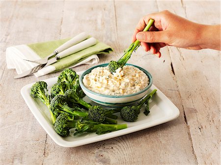 dipping sauces - Broccoli with a dip Stock Photo - Premium Royalty-Free, Code: 659-06494712