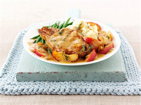 porkchop - Pork chops with cider sauce Stock Photo - Premium Royalty-Free, Code: 659-06495276