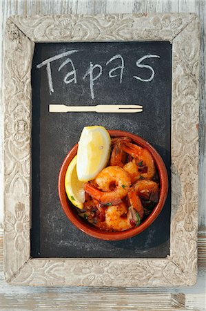 Gambas al ajillo (garlic prawns, Spain) Stock Photo - Premium Royalty-Free, Code: 659-06495515