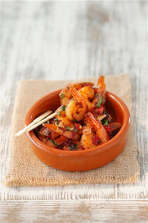 Gambas al ajillo (garlic prawns, Spain) Stock Photo - Premium Royalty-Free, Code: 659-06495513