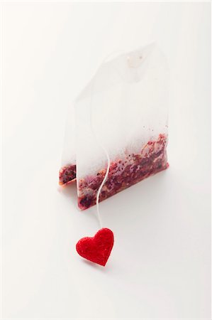 A teabag with a heart Photographie de stock - Premium Libres de Droits, Code: 659-06495650