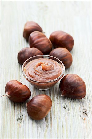 sweet chestnuts - Chestnut cream and chestnuts Stock Photo - Premium Royalty-Free, Code: 659-06670945