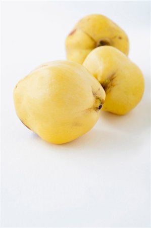 simsearch:659-06670996,k - Three quinces Stock Photo - Premium Royalty-Free, Code: 659-06670996
