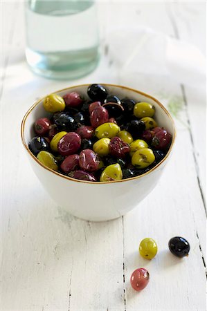 simsearch:659-08906358,k - Marinated olives Stock Photo - Premium Royalty-Free, Code: 659-06671508