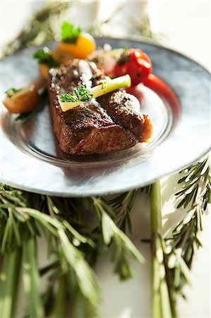 steak and vegetables - Steak Stock Photo - Premium Royalty-Free, Code: 659-06900849