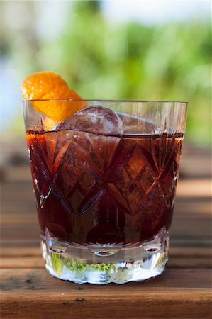 Negroni Stock Photo - Premium Royalty-Free, Code: 659-06901381