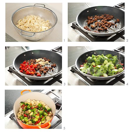 simsearch:659-06901406,k - Steps for Making Pasta with Ground Sausage and Sauteed Vegetables Stock Photo - Premium Royalty-Free, Code: 659-06901407