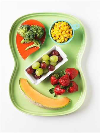 simsearch:659-06187916,k - Still life with fruit and vegetables Foto de stock - Sin royalties Premium, Código: 659-06901604