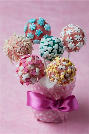 Colourful cake pops Stock Photo - Premium Royalty-Free, Code: 659-06901883