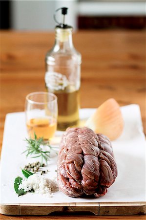 papel encerado - Ingredients for roast beef Foto de stock - Sin royalties Premium, Código: 659-06901994