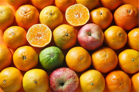 fruit mixture - Still life in orange created with fruit Stock Photo - Premium Royalty-Free, Code: 659-06902551