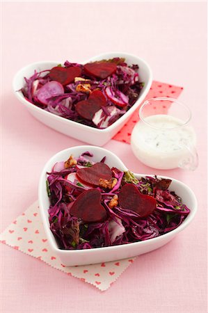 Beetroot salad with red cabbage, radishes and walnuts Stock Photo - Premium Royalty-Free, Code: 659-06902738