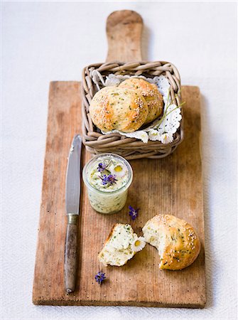 Herb rolls with herb butter Stock Photo - Premium Royalty-Free, Code: 659-06903757