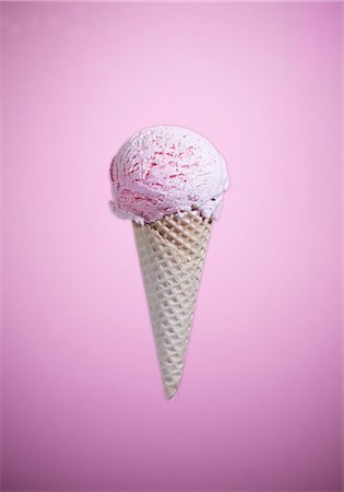 simsearch:659-06901257,k - Strawberry Ice Cream Cone; Sugar Cone Stock Photo - Premium Royalty-Free, Code: 659-07026947