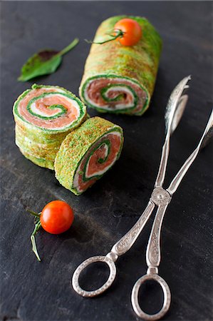 fish recipe - Spinach and Basil Smoked Salmon Wrap; Sliced Stock Photo - Premium Royalty-Free, Code: 659-07027059