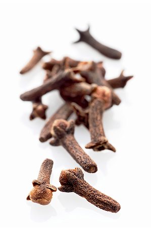 simsearch:659-06153233,k - Cloves (close-up) Stock Photo - Premium Royalty-Free, Code: 659-07027149