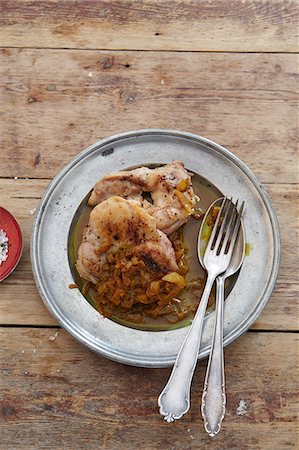 Chicken with pomegranate sauce Stock Photo - Premium Royalty-Free, Code: 659-07027379