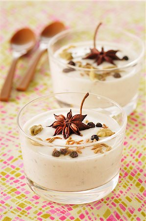 Panna cotta with spices Stock Photo - Premium Royalty-Free, Code: 659-07027777