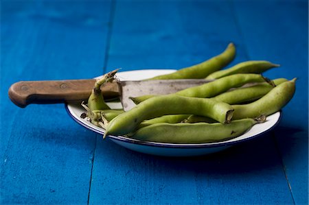 Broad beans Stock Photo - Premium Royalty-Free, Code: 659-07028664