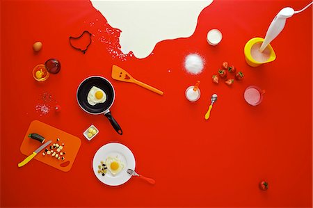 strawberries birds eye view - Assorted breakfast ingredients Stock Photo - Premium Royalty-Free, Code: 659-07028767