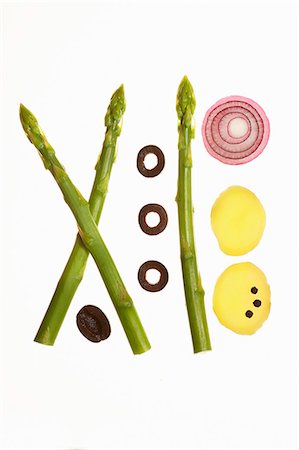 simsearch:659-08897005,k - Ingredients for an asparagus dish Photographie de stock - Premium Libres de Droits, Code: 659-07069412