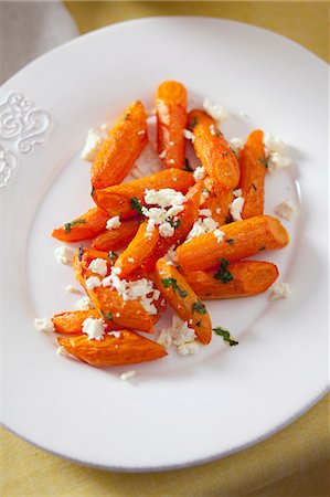 feta - Roasted carrots with feta and parsley Stock Photo - Premium Royalty-Free, Code: 659-07069813