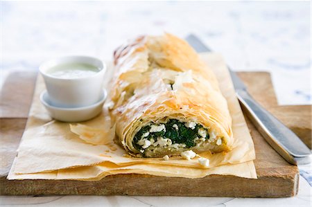 Filo pastry with spinach and feta filling Stock Photo - Premium Royalty-Free, Code: 659-07597122