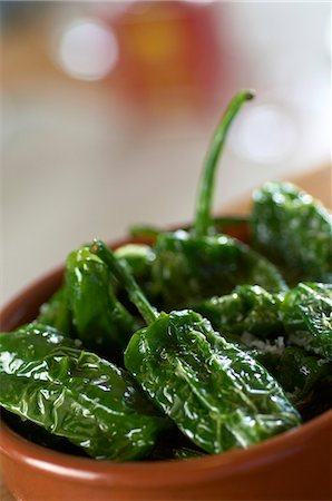 simsearch:659-08905925,k - Fried poblano peppers Stock Photo - Premium Royalty-Free, Code: 659-07597558