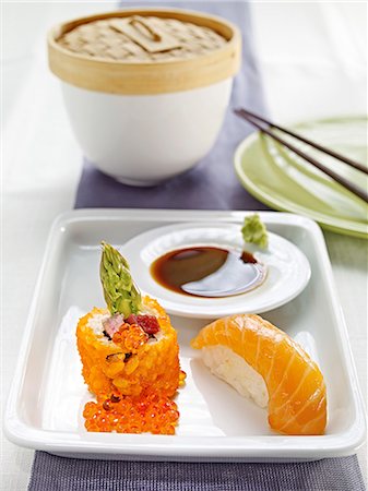 east asian cuisine - Nigiri sushi with salmon and maki with asparagus and caviar Stock Photo - Premium Royalty-Free, Code: 659-07597908