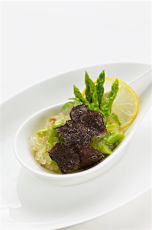 Tapioca with Thai-style asparagus and black truffle Stockbilder - Premium RF Lizenzfrei, Bildnummer: 659-07597945