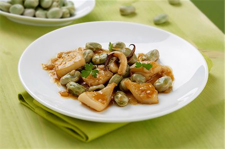 simsearch:659-07598117,k - Cuttlefish with beans (Andalusia) Stock Photo - Premium Royalty-Free, Code: 659-07598031