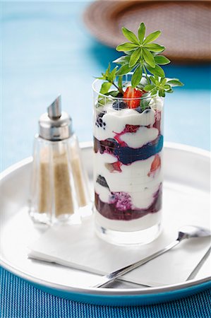 simsearch:659-06307415,k - Quark and yoghurt dessert with berries and woodruff Stock Photo - Premium Royalty-Free, Code: 659-07598045