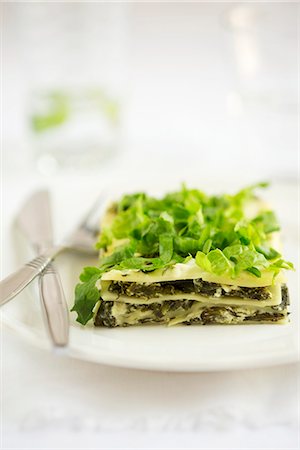 simple dish - Spinach lasagne Stock Photo - Premium Royalty-Free, Code: 659-07598257