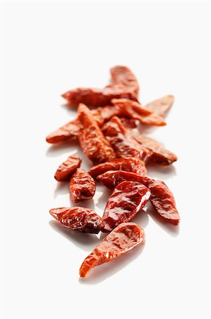 simsearch:659-06306522,k - Dried Bird's Eye chillies Photographie de stock - Premium Libres de Droits, Code: 659-07598447