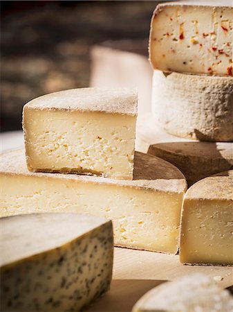 simsearch:659-07068818,k - Plain georgian muchli cheese. Photographie de stock - Premium Libres de Droits, Code: 659-07598773