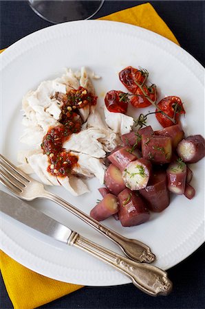 Fish with a side of Roasted Carrots Stock Photo - Premium Royalty-Free, Code: 659-07598994