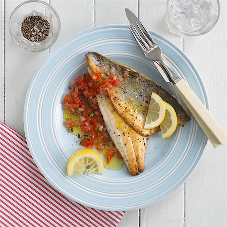 fish recipe - Fillets of sea bass with tomato salsa Stock Photo - Premium Royalty-Free, Code: 659-07599286